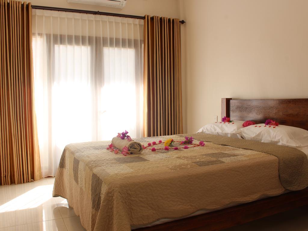 Kampoeng Senggigi Hotel Mangsit Eksteriør billede